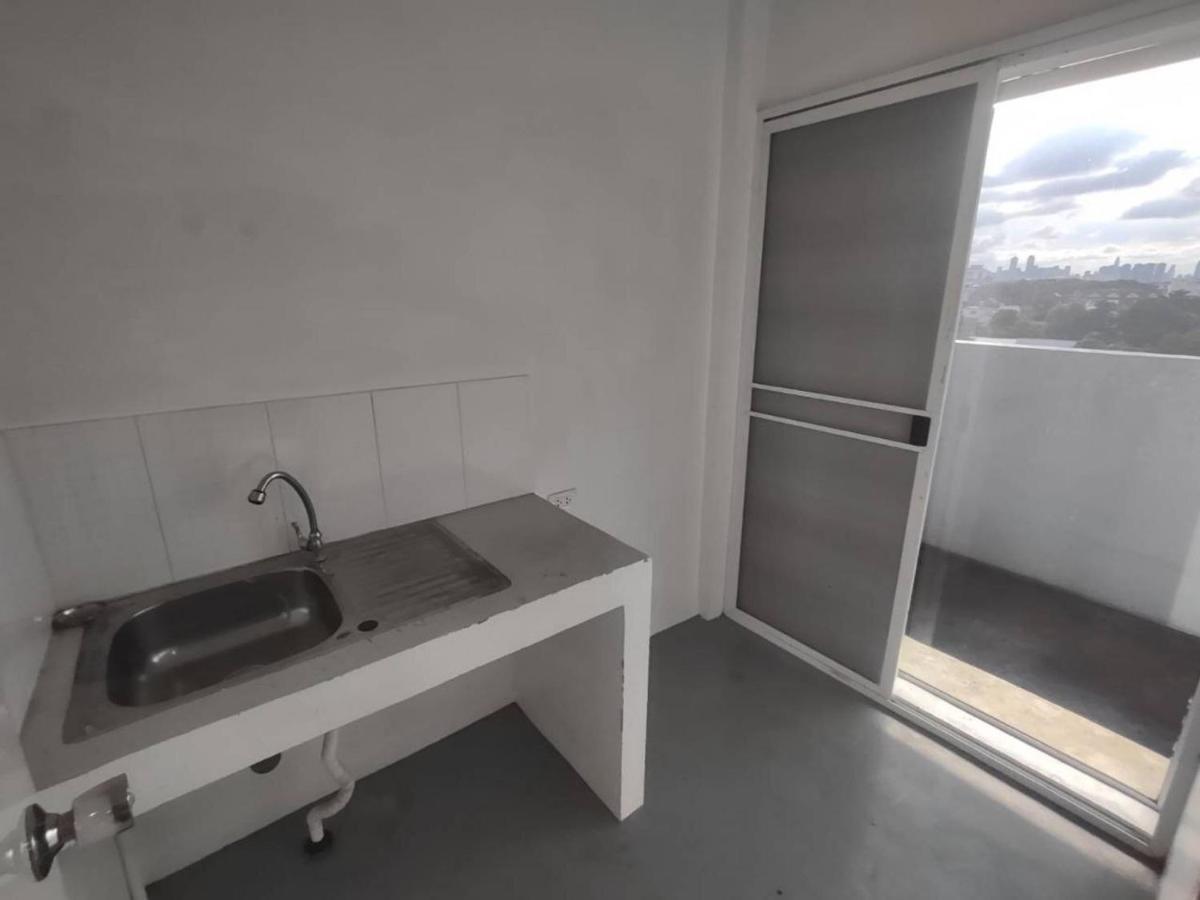 8 Residence 방콕 외부 사진